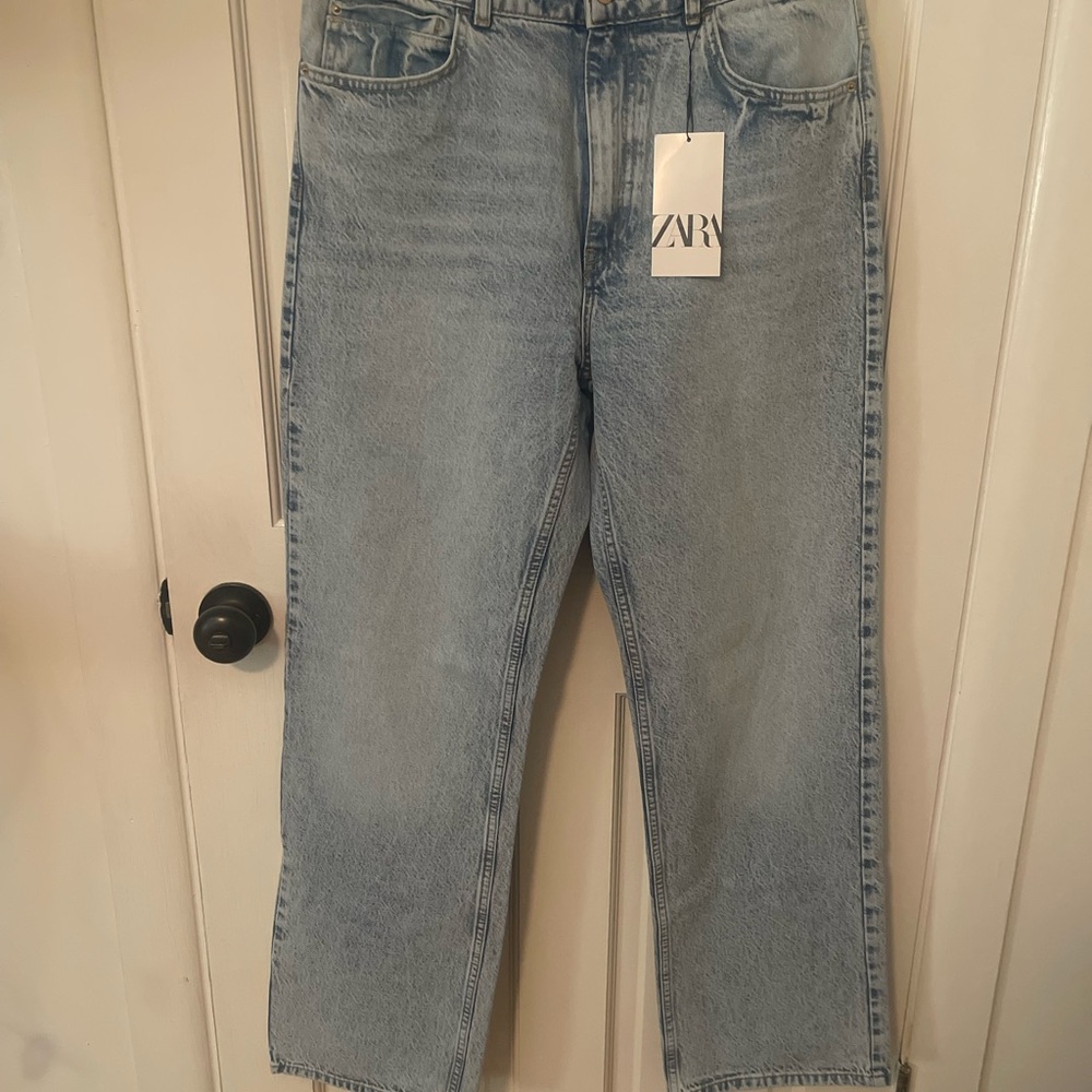 Zara Women’s Light Blue Jeans